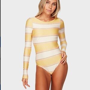 Billabong stripe surf suit new w/o tag L